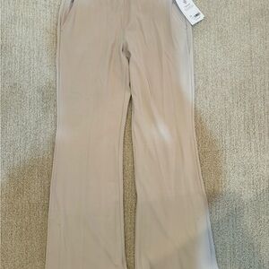 Athleta Venice Pant. Size small. New with tags.